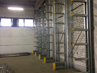 Konsollhyllesystemer for varehus - VVN.LV 6